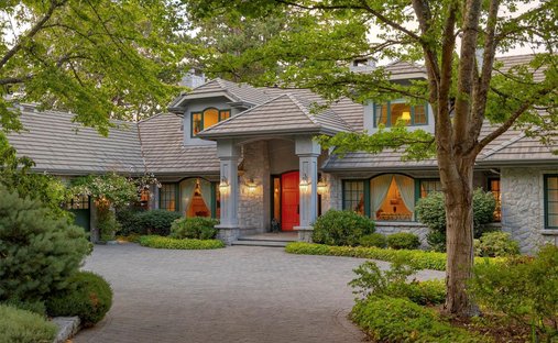 House in Oak Bay, British Columbia, Canada 1