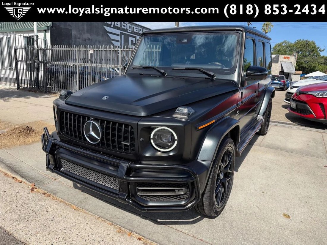 Suv in Van Nuys, CA, United States 3 - 18619358