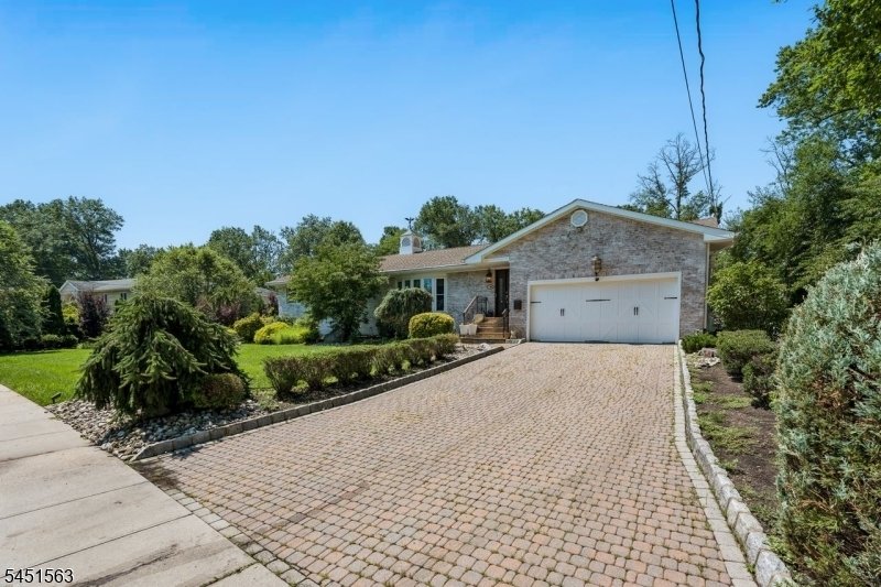 House in Clark, New Jersey, United States 2 - 18620838