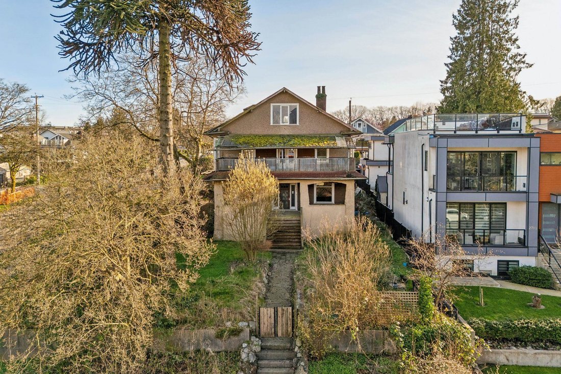 House in Vancouver, British Columbia, Canada 3 - 18623816