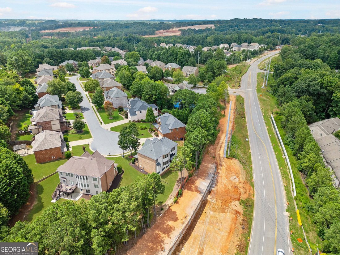 Suwanee, Georgia, United States 3 - 18623114