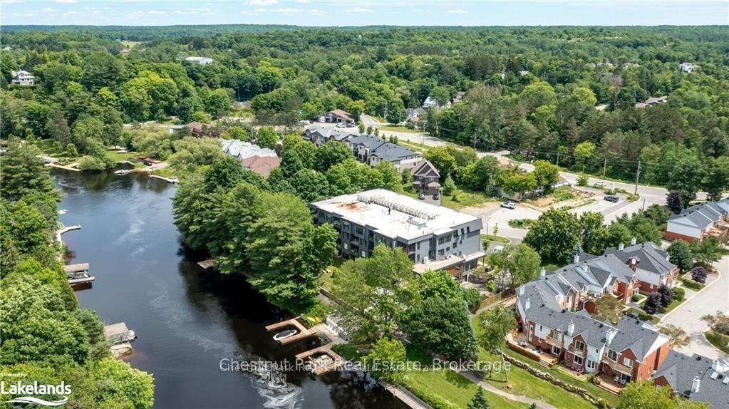 Apartment in Bracebridge, Ontario, Canada 1 - 18616311