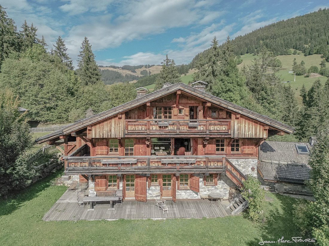 House in Megève, Auvergne-Rhône-Alpes, France 1 - 18617361