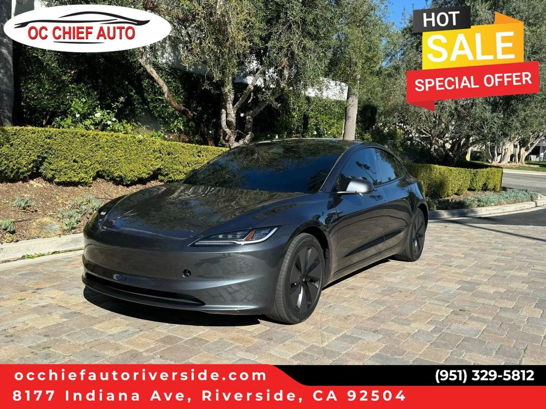 Sedan in Riverside, CA, United States 1 - 18615826