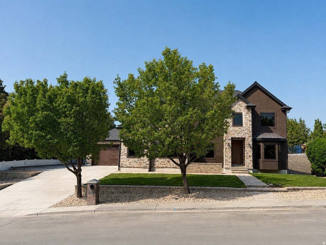 House in Orem, Utah, United States 1 - 18618394