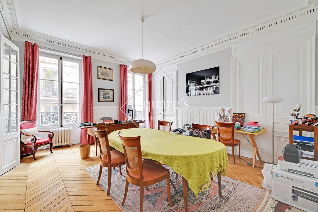 Apartment in Lorette-Martyrs, Paris 9e Arrondissement, Paris 4 - 18622593