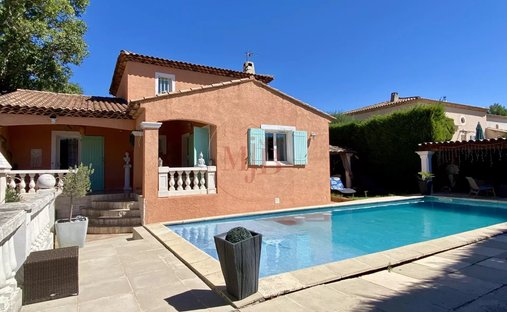 Villa in Châteauneuf-le-Rouge, Provence-Alpes-Côte d'Azur, France 1