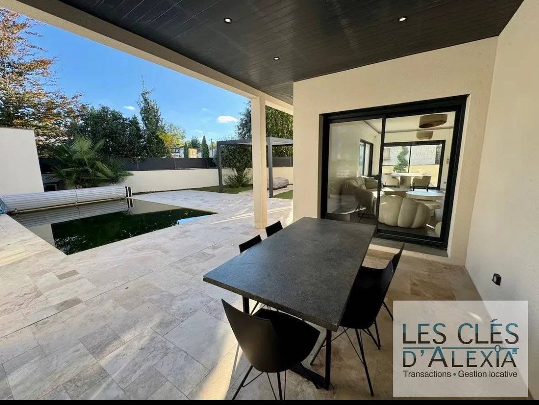 House in Decines-Charpieu, Auvergne-Rhône-Alpes, France 5 - 17727507