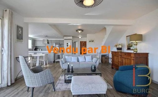 Appartement à Extérieurs, Fréjus, France 1