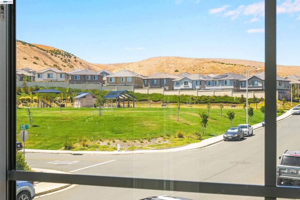 House in Pittsburg, California, United States 5 - 18620412