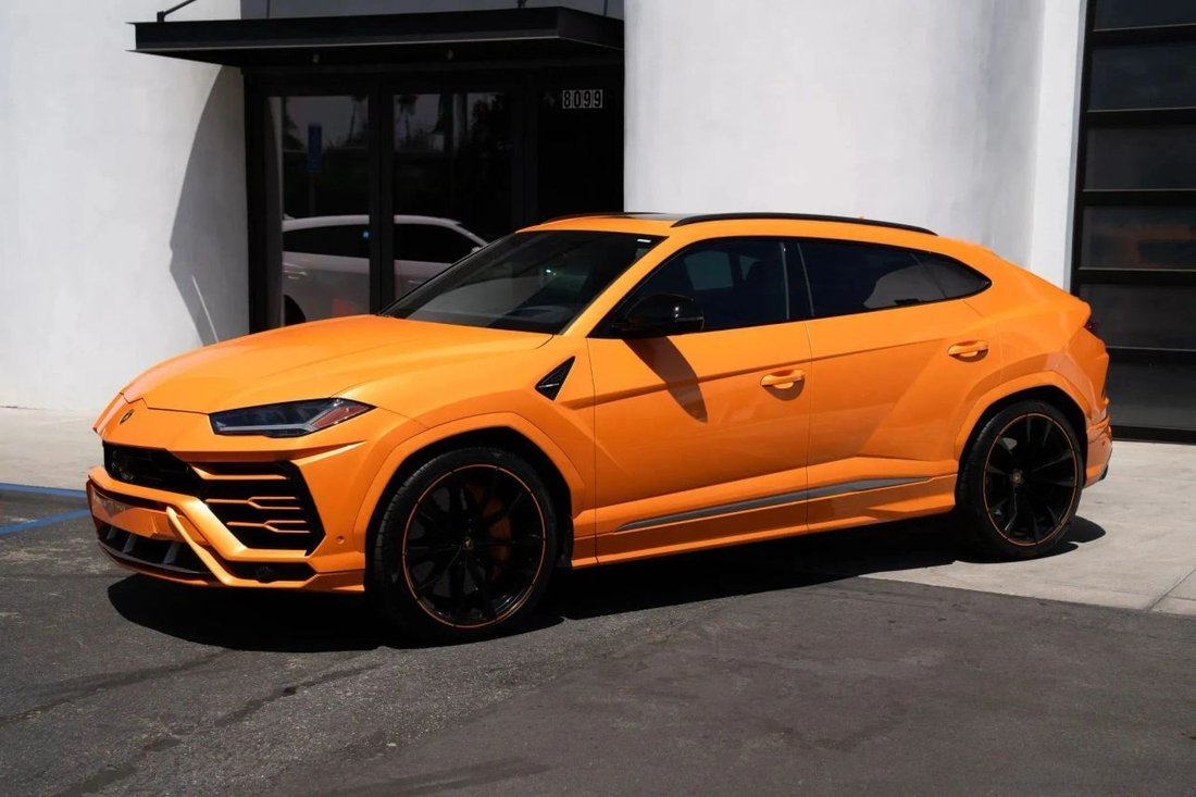 Suv in Riverside, CA, United States 3 - 18536634