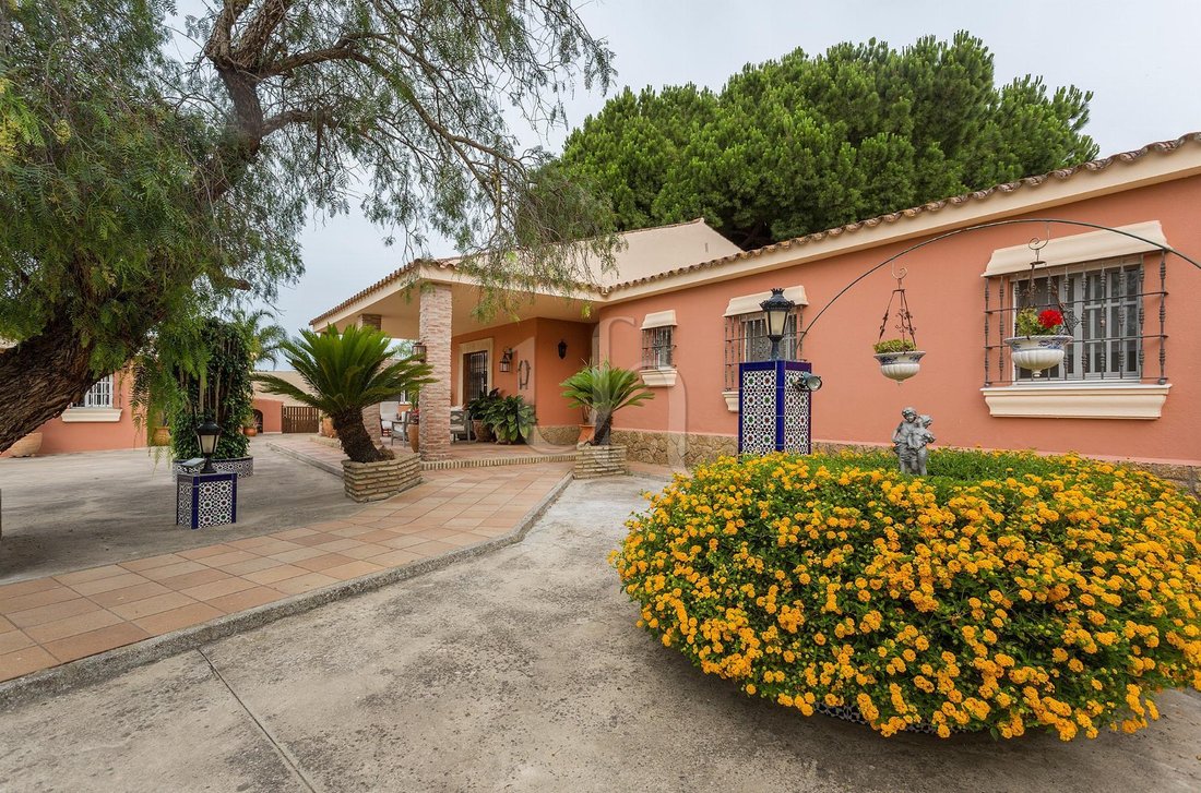 Chalet in El Puerto de Santa María, Andalusia, Spain 3 - 18353850