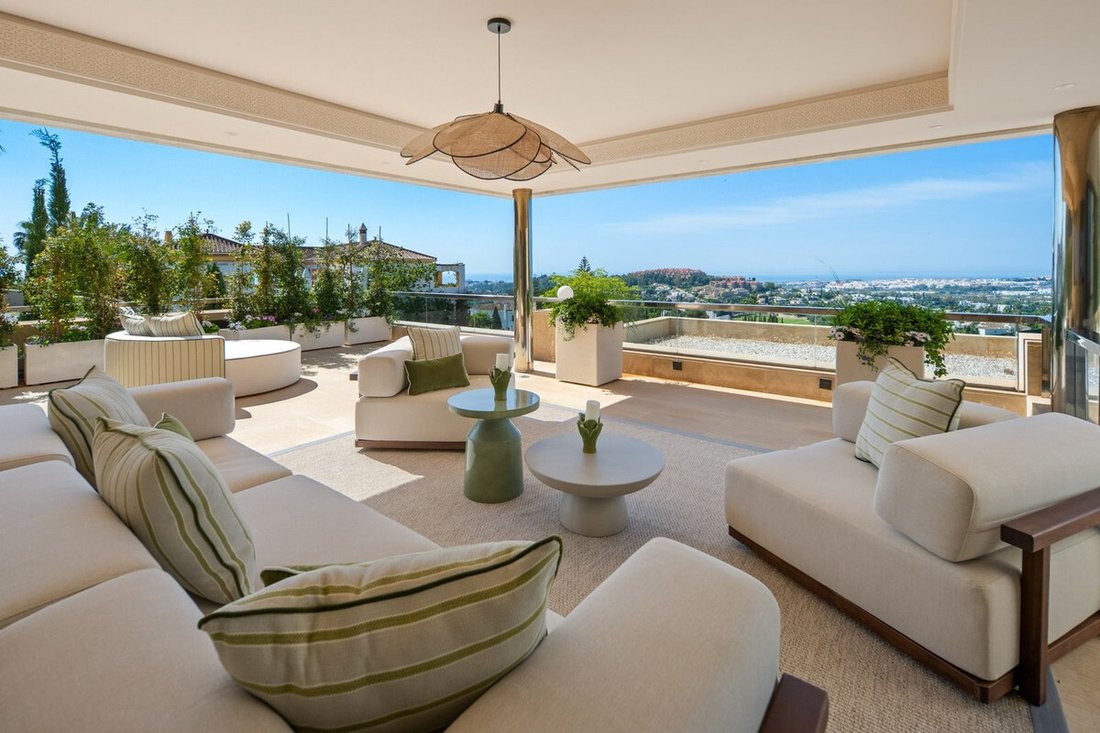 Penthouse in Nueva Andalucia, Marbella, Spain 4 - 18621224