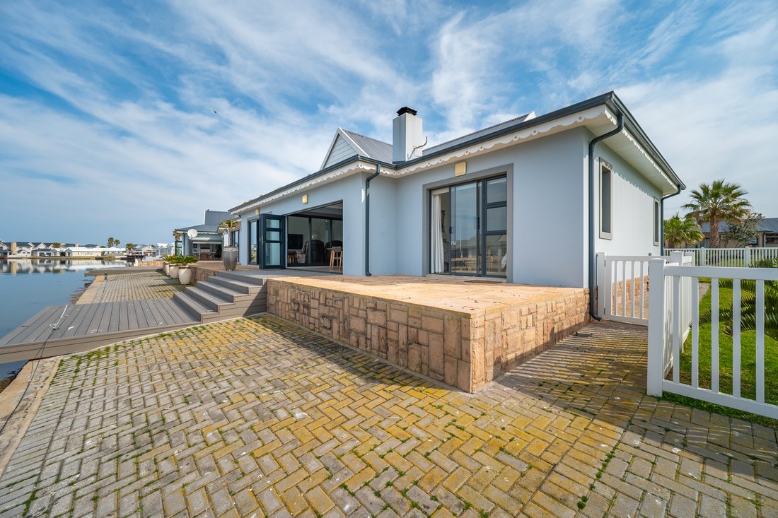 House in Marina Martinique, Eastern Cape, South Africa 4 - 18618000