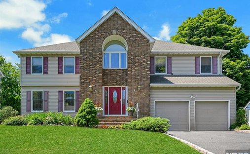 House in River Edge, New Jersey, United States 1