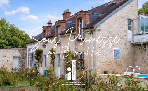 House in Fontainebleau, Ile-de-France, France 1