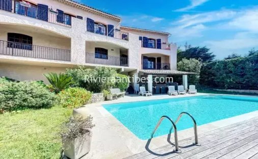 House in Cannes, Provence-Alpes-Côte d'Azur, France 1