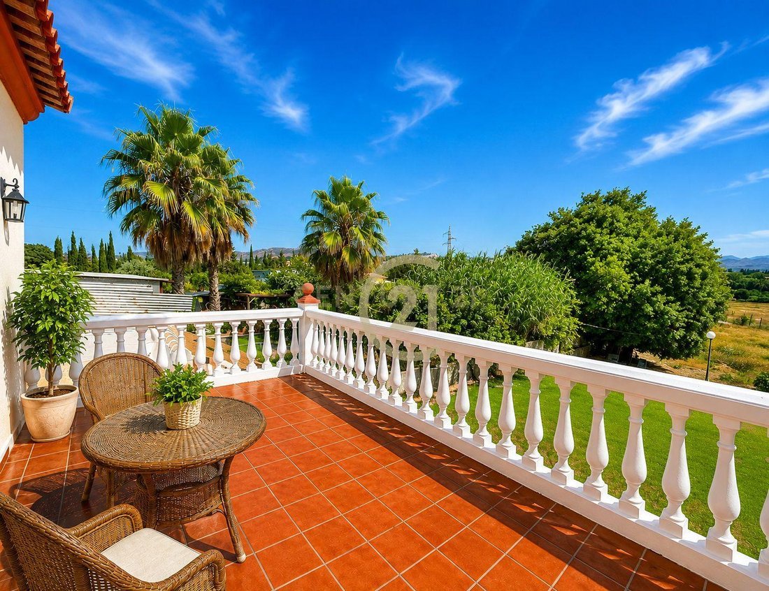 Villa in Alhaurin de la Torre, Andalusia, Spain 3 - 18622505