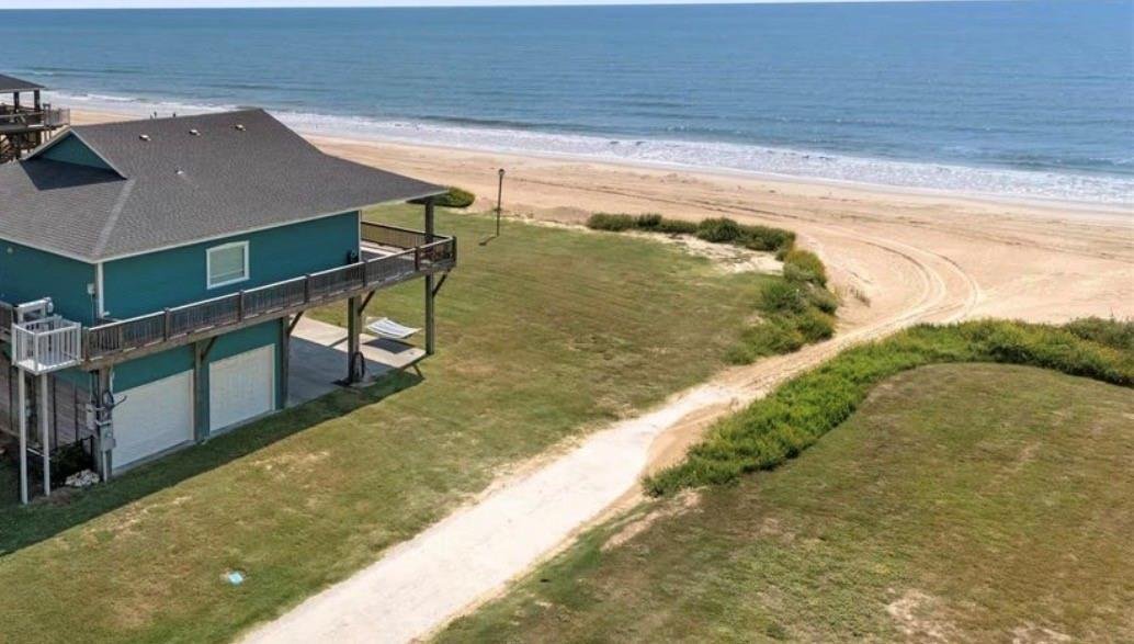 House in Bolivar Peninsula, Texas, United States 1 - 18597888