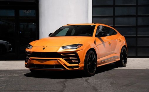 2022 Lamborghini Urus Sport Utility 4D in Riverside, CA, United States 1