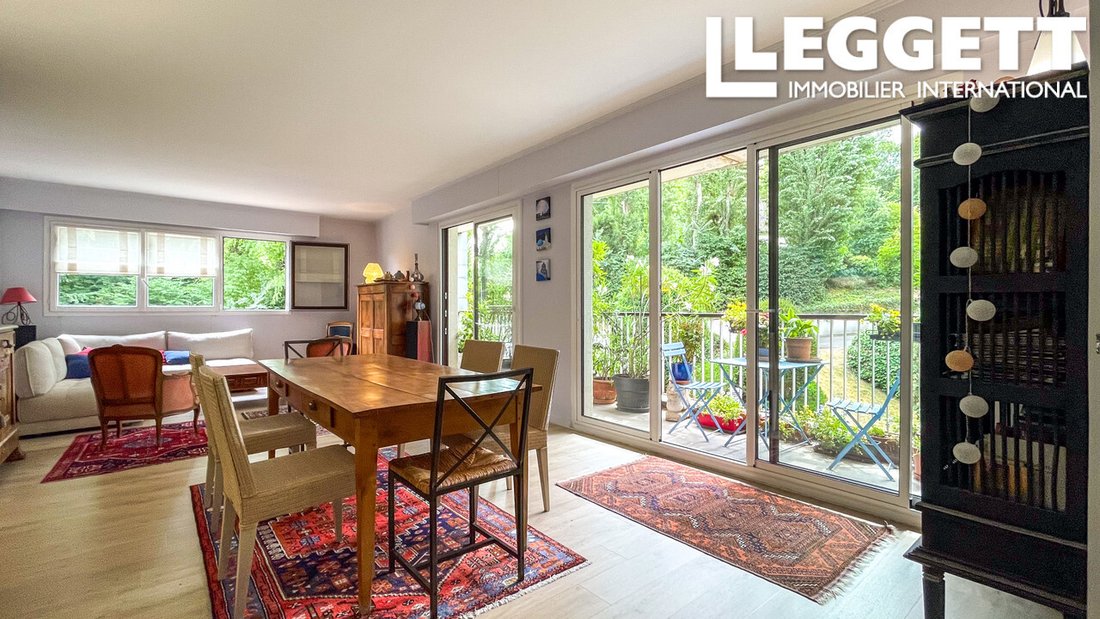 Apartment in Marly-le-Roi, Ile-de-France, France 1 - 18617855