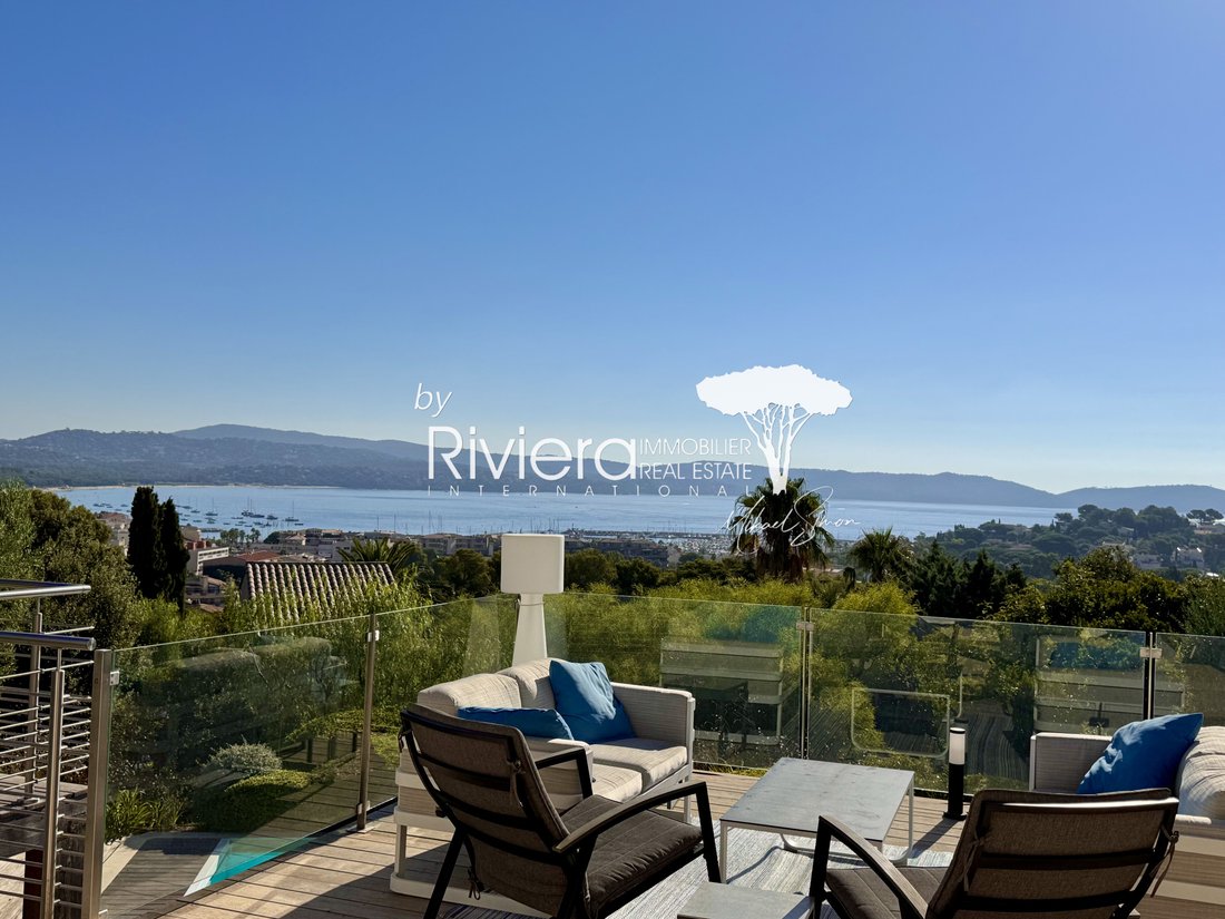 Villa in Nord, Cavalaire-sur-Mer, France 3 - 18617469