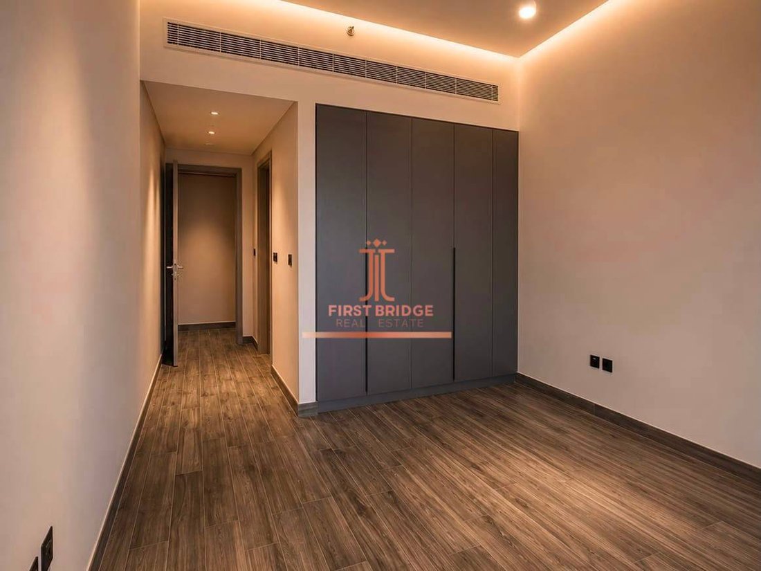 Apartment in Business Bay, Dubai, United Arab Emirates 2 - 18617482