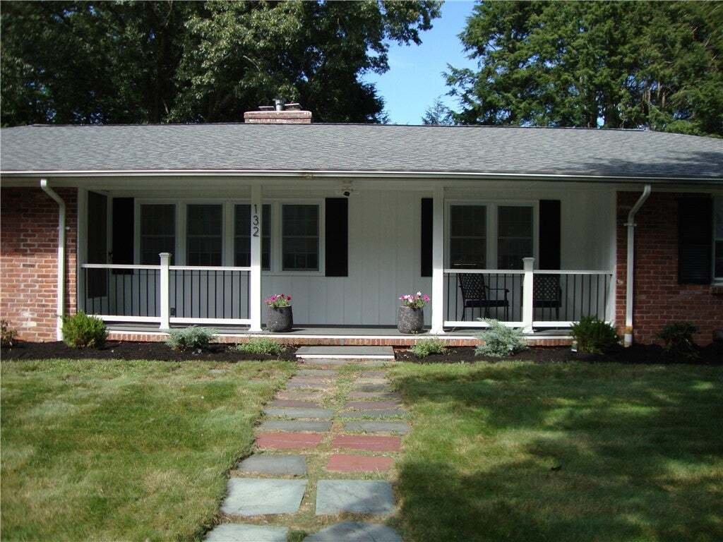 House in Warwick, Rhode Island, United States 3 - 18621191