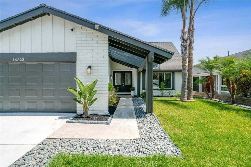 House in Tustin, California, United States 1 - 18620319
