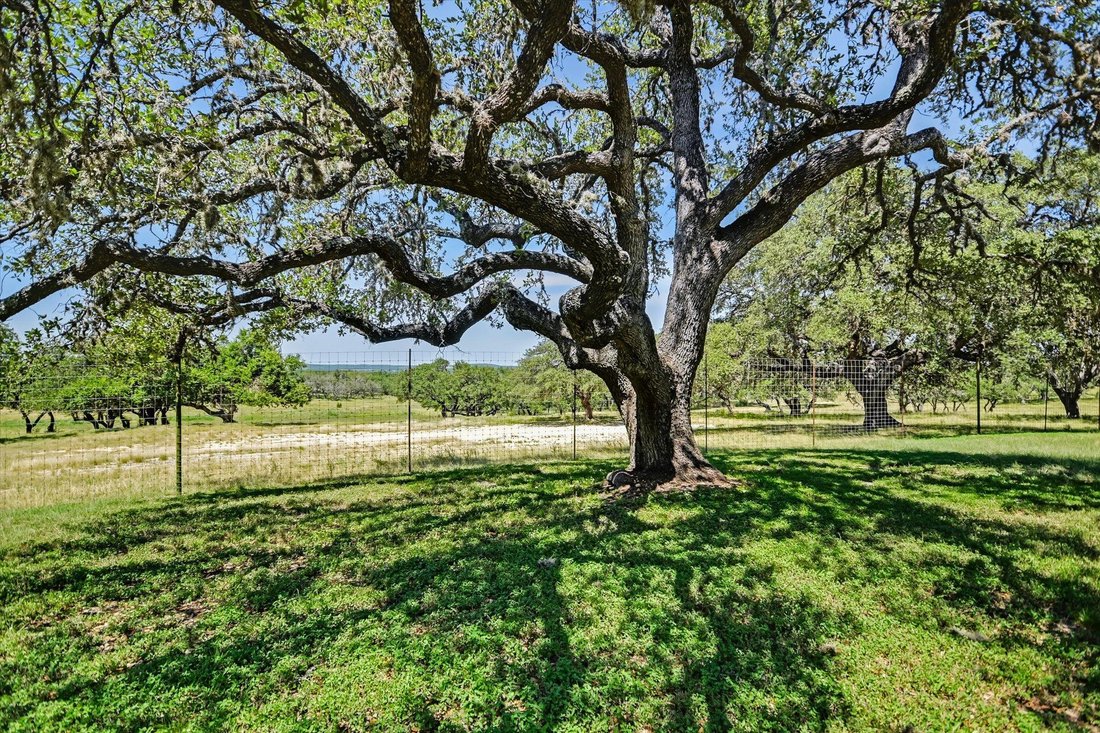 House in Wimberley, Texas, United States 2 - 18618658