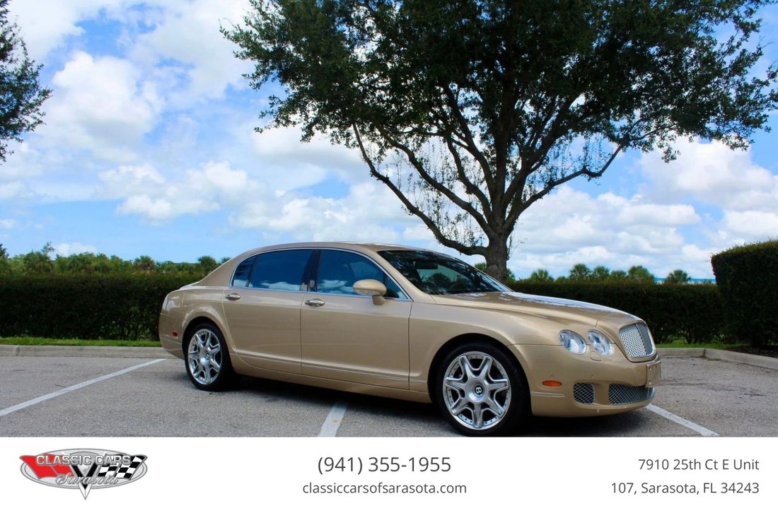 Sedan in Sarasota, FL, United States 1 - 18617822