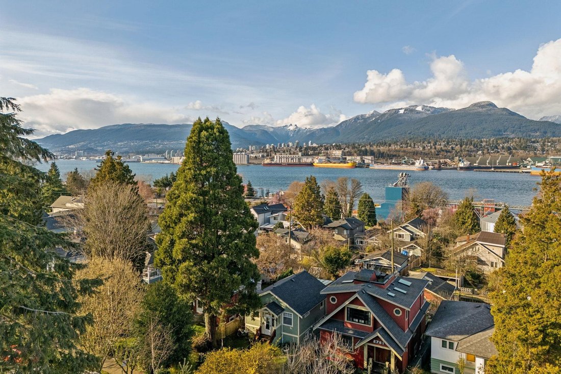 House in Vancouver, British Columbia, Canada 1 - 18623816