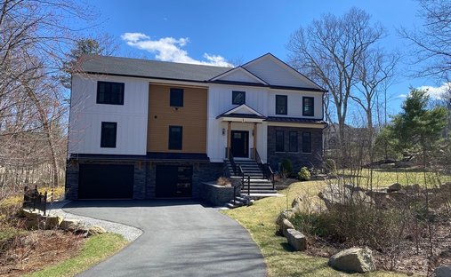 House in Hopkinton, Massachusetts, United States 1