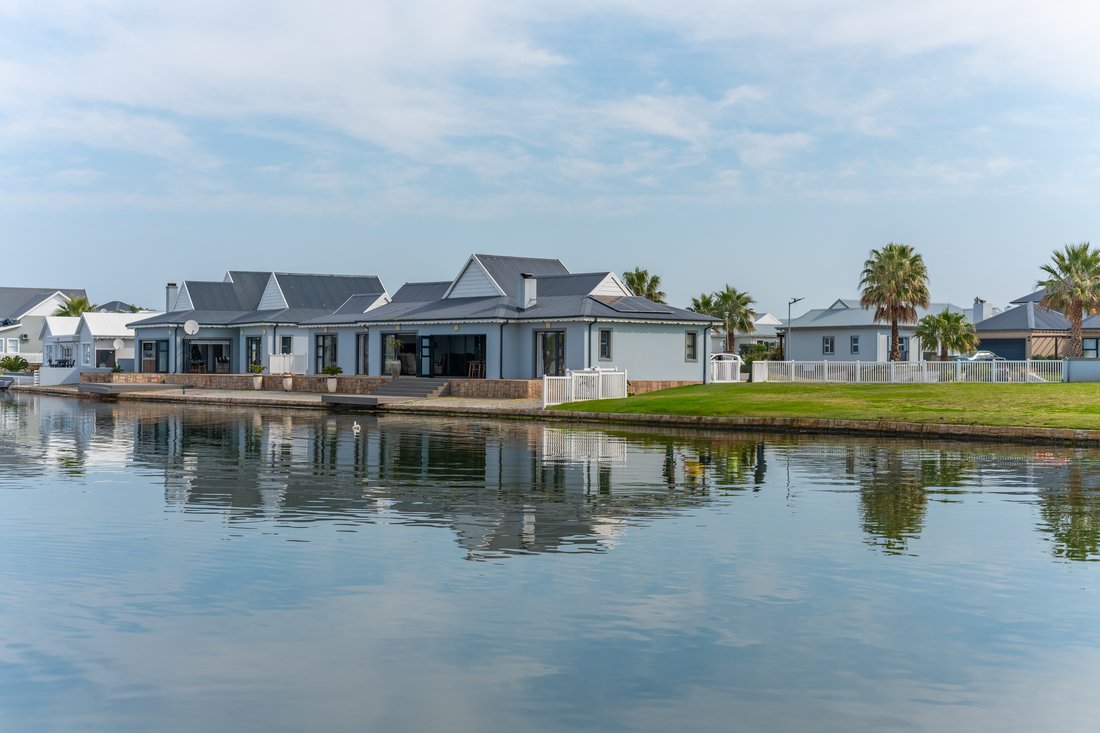 House in Marina Martinique, Eastern Cape, South Africa 1 - 18618000