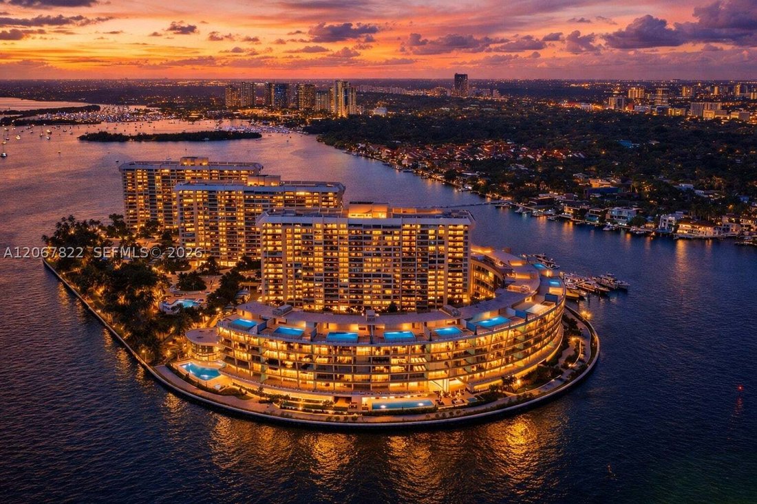 Condo in Miami, Florida, United States 4 - 18618555