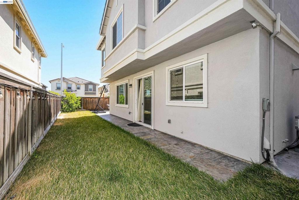 House in Pittsburg, California, United States 4 - 18620412