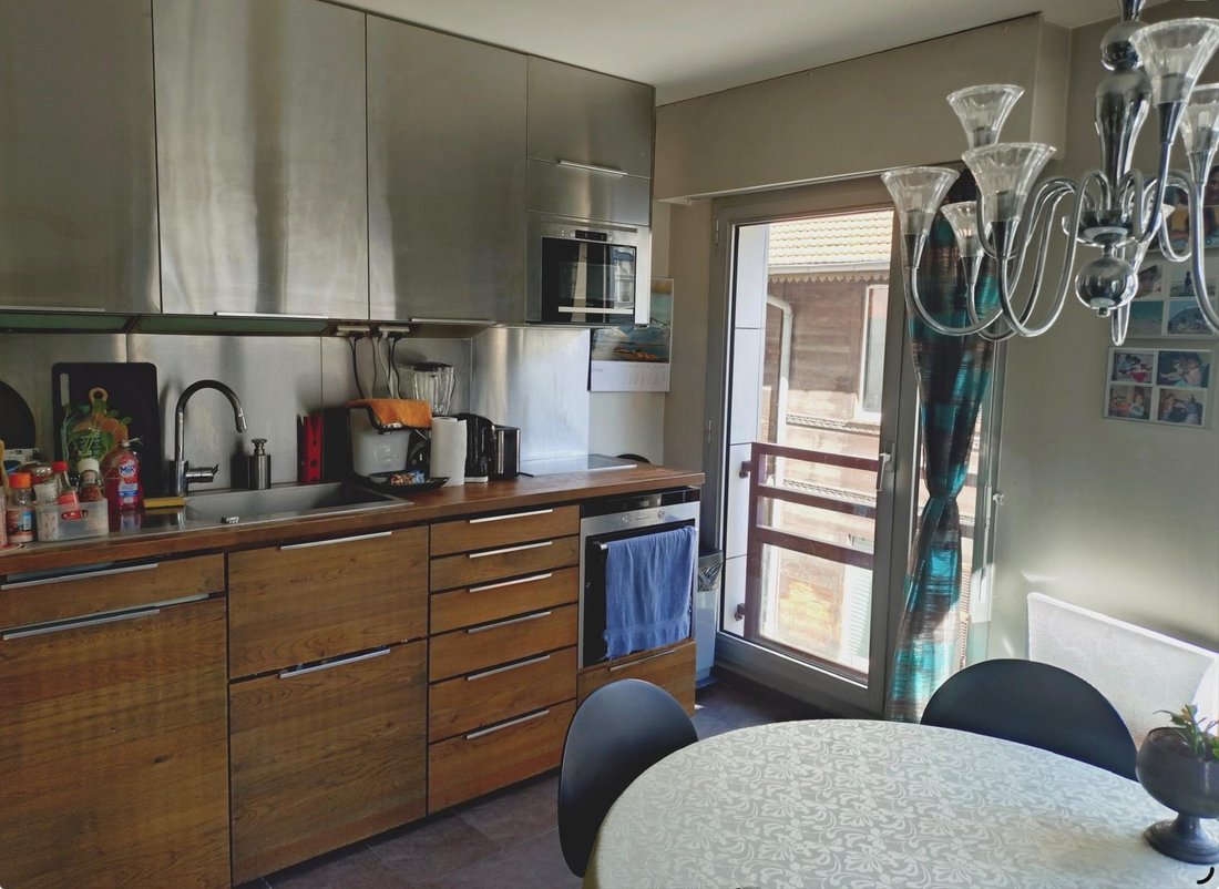 Apartment in Buttes Chaumont, Paris 19e Arrondissement, Paris 5 - 18616609