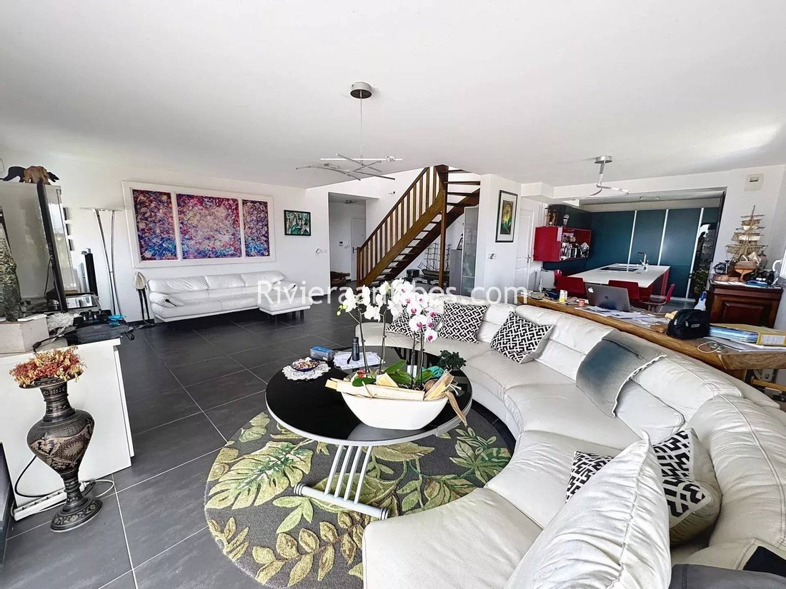 Apartment in Fontmerle, Antibes, France 5 - 17386161