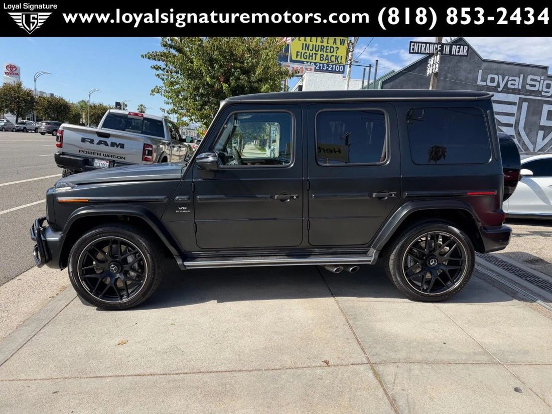 Suv in Van Nuys, CA, United States 4 - 18619358