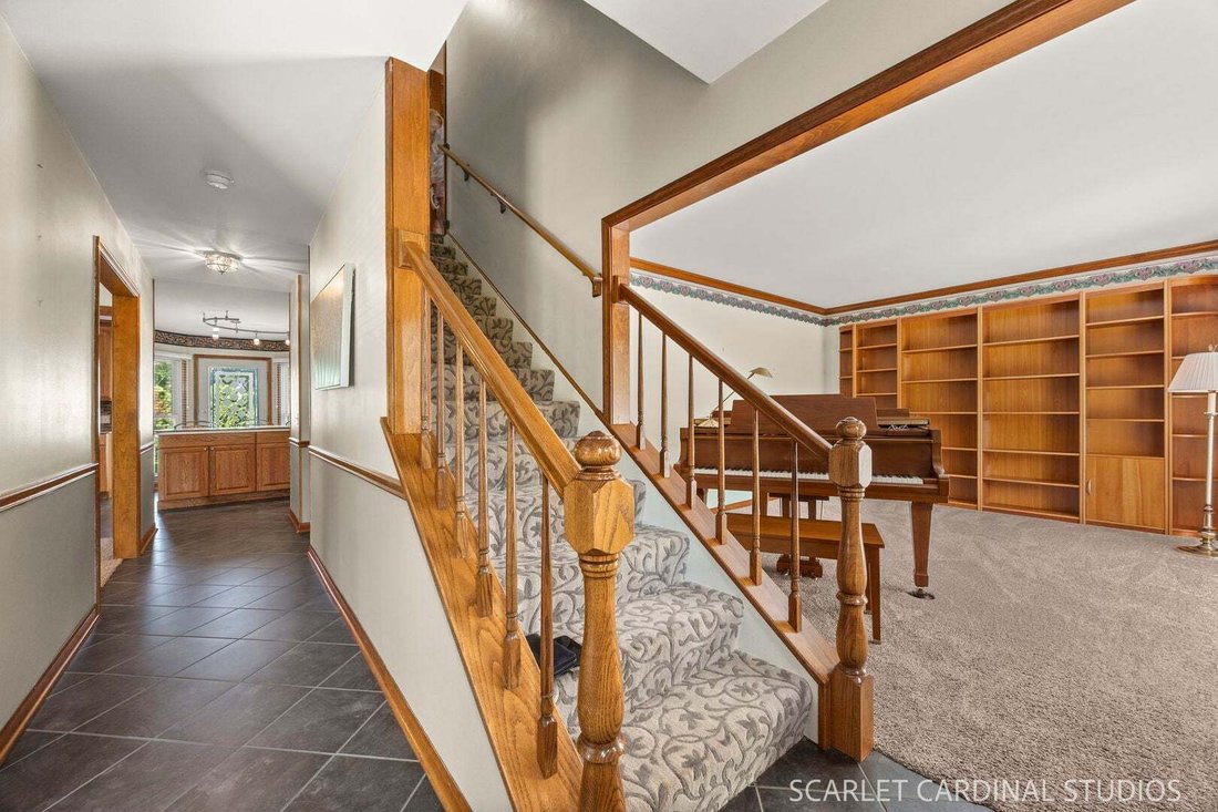 House in Wheaton, Illinois, United States 3 - 18617379