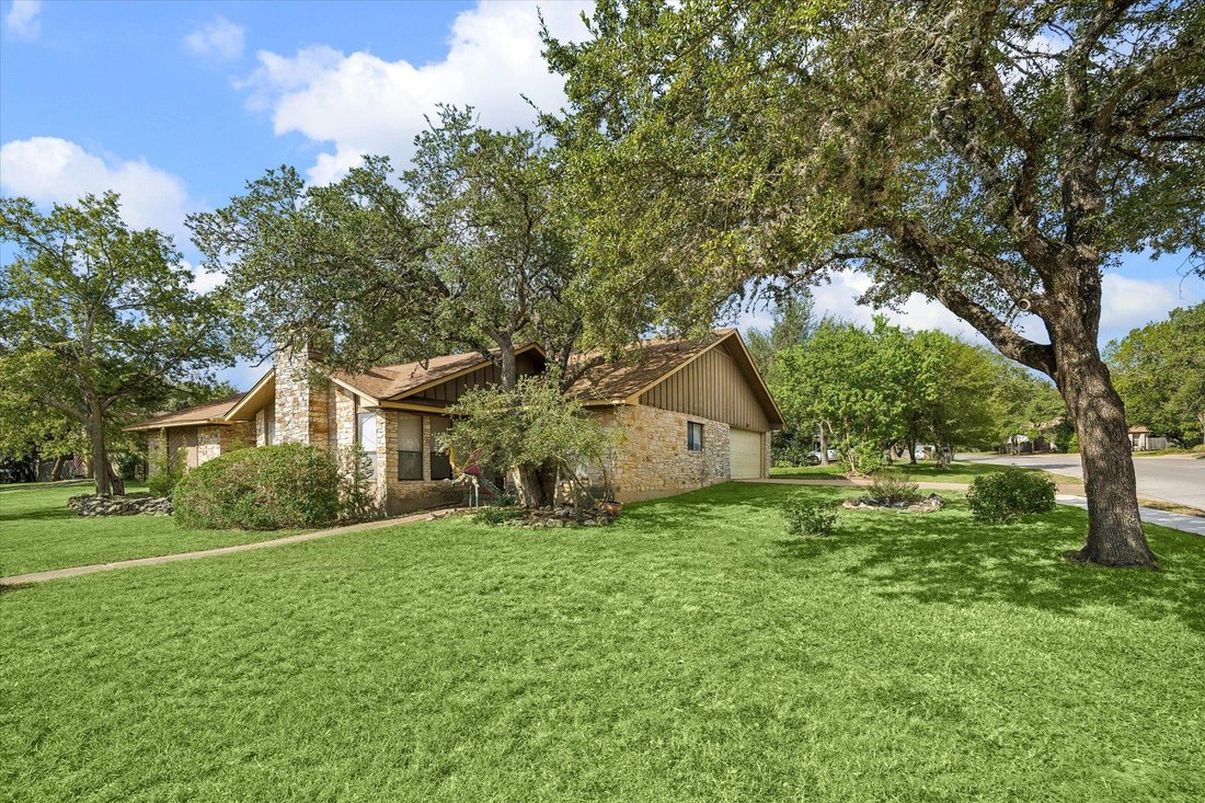 House in Austin, Texas, United States 4 - 18618635