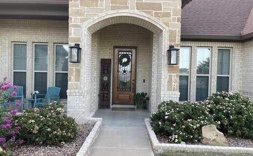 House in Midlothian, Texas, United States 1