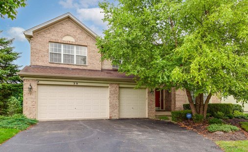 House in Lindenhurst, Illinois, United States 1