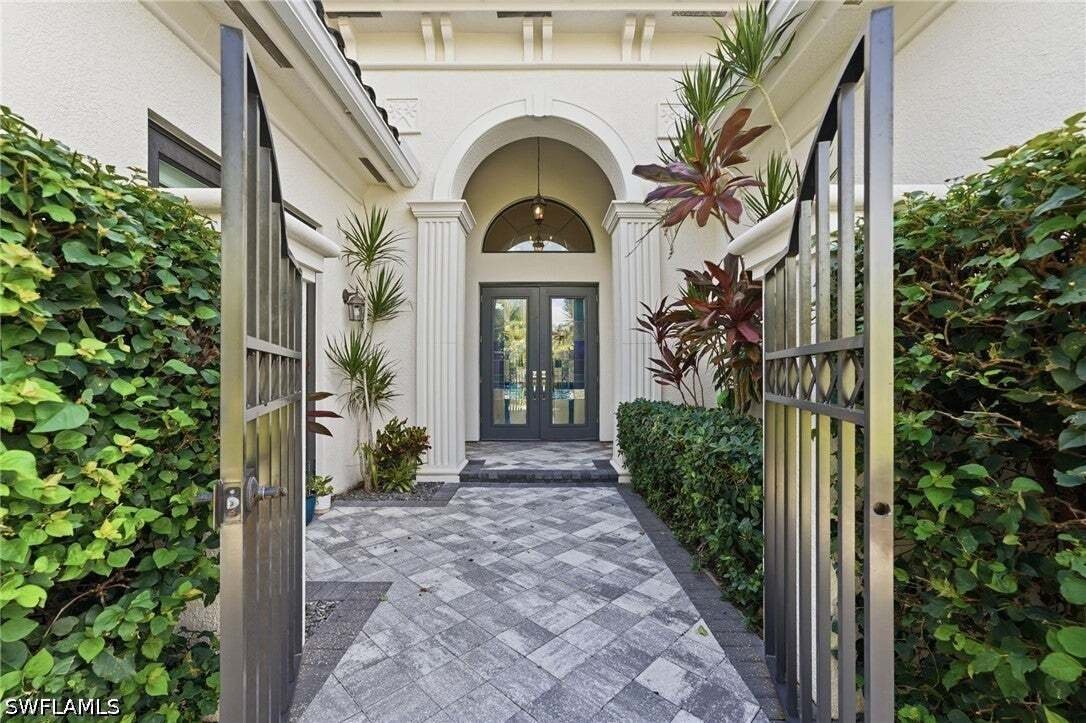 House in Naples, Florida, United States 3 - 18616984