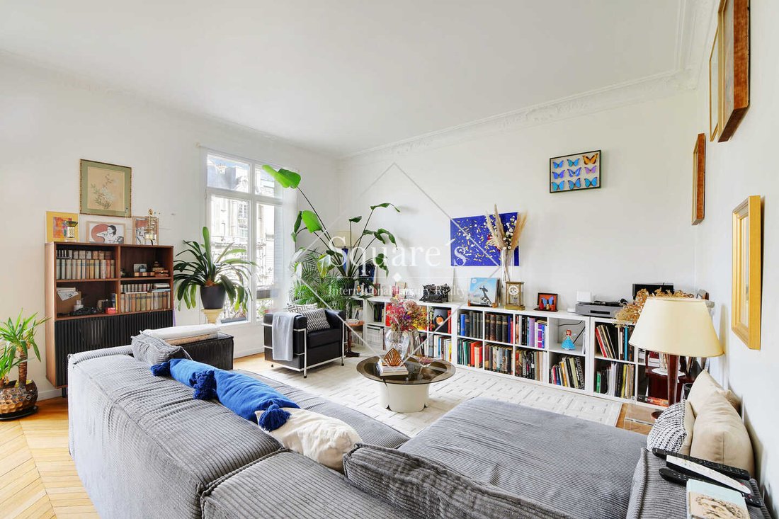 Apartment in La Fourche-Guy Môquet, Paris 17e Arrondissement, Paris 2 - 18622880