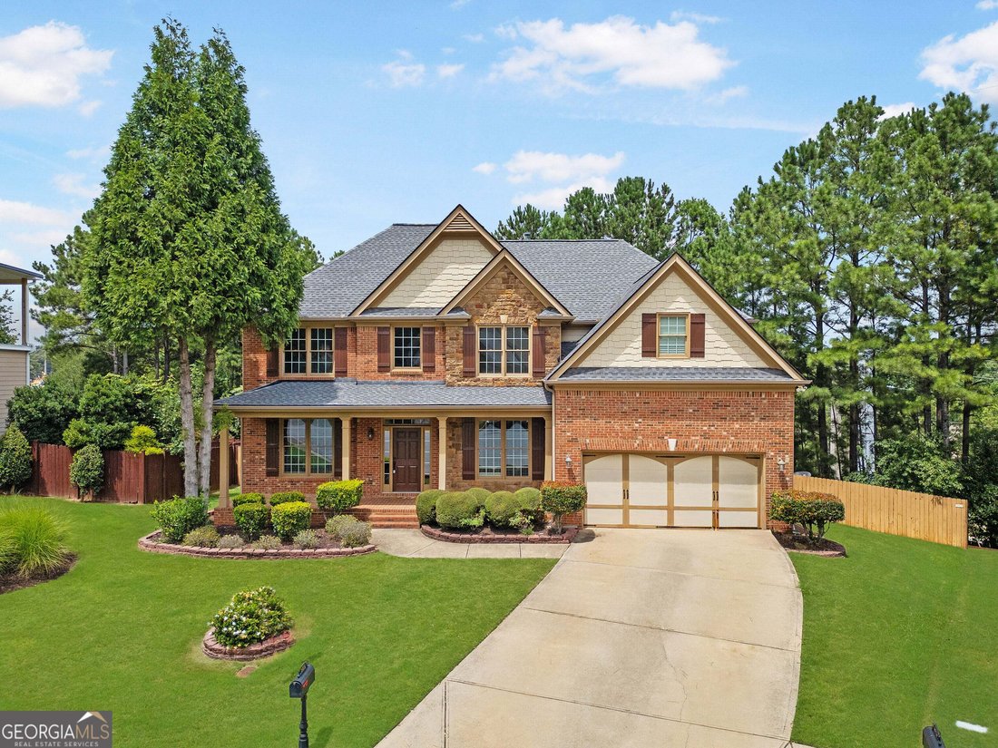 Suwanee, Georgia, United States 1 - 18623114