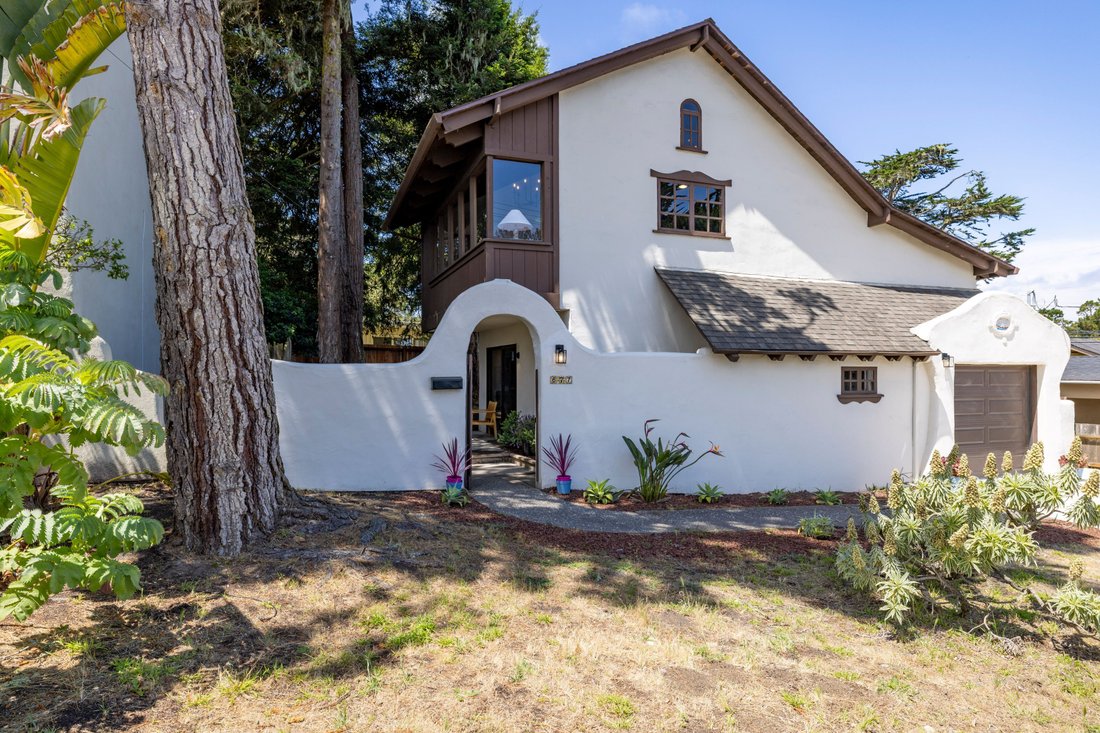 House in Monterey, California, United States 1 - 18616506