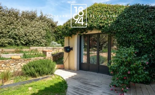 House in Bouc-Bel-Air, Provence-Alpes-Côte d'Azur, France 1