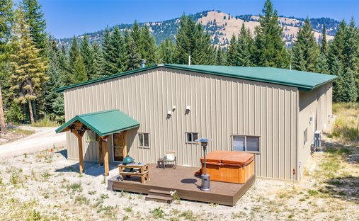 House in Kila, Montana, United States 1