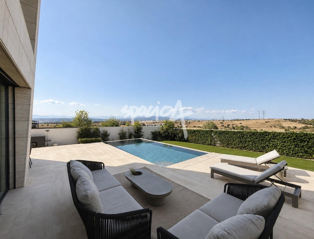 Chalet in Majadahonda, Comunidad de Madrid, Spain 3 - 18617236